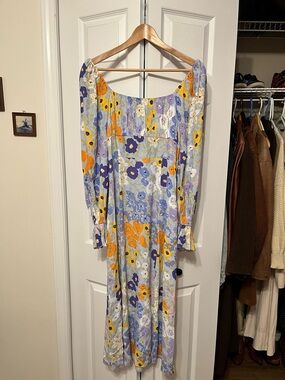 & Other Stories Lavender Floral Long Sleeve Midi Dress with Yellow Accents